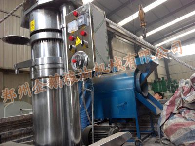 ֣�����ե�ͻ������ֳ�